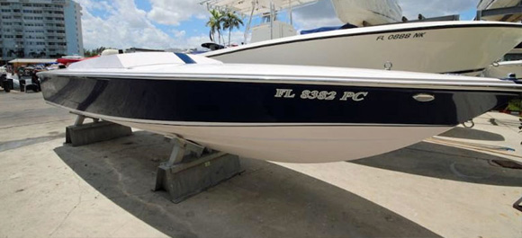 TNT Custom Marine's 2011 Donzi 22 Classic
