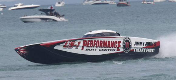 Johnny Tomlinson and Performance Boat Center/Jimmy John's Offshore Racing at Great Lakes Grand Prix