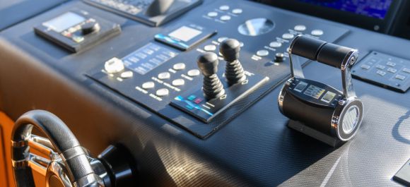Modern Marine Controls for Safer Throttle Response